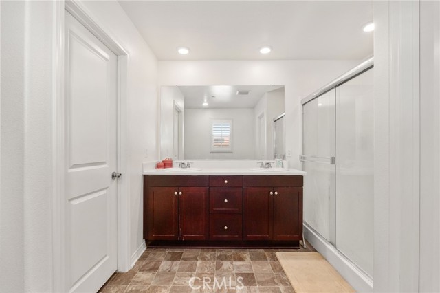 29554 Bisbee Court, Winchester CA: https://media.crmls.org/medias/271534b4-3e8f-419a-a502-c9cf99ec36e3.jpg
