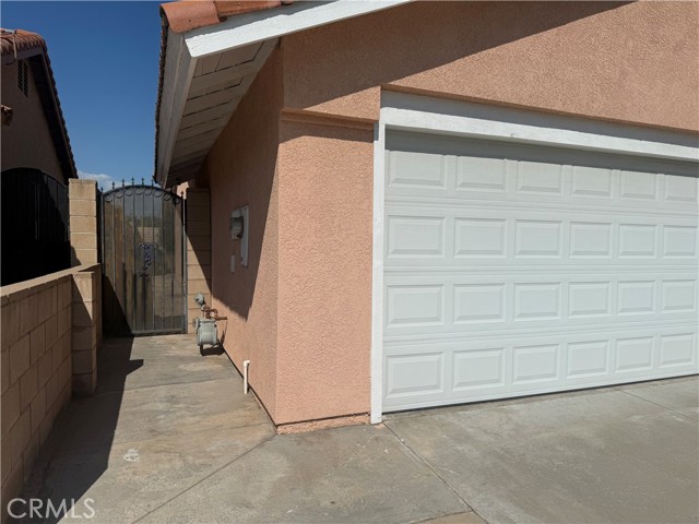 Detail Gallery Image 5 of 28 For 416 S Tamarisk Ave, Rialto,  CA 92376 - 4 Beds | 2 Baths