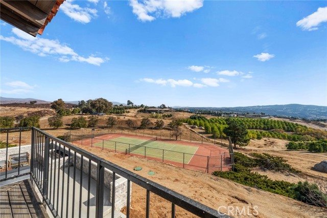 38225 Camino Sierra Road, Temecula CA: https://media.crmls.org/medias/27171960-b254-4146-aba4-0e08f31a3a72.jpg