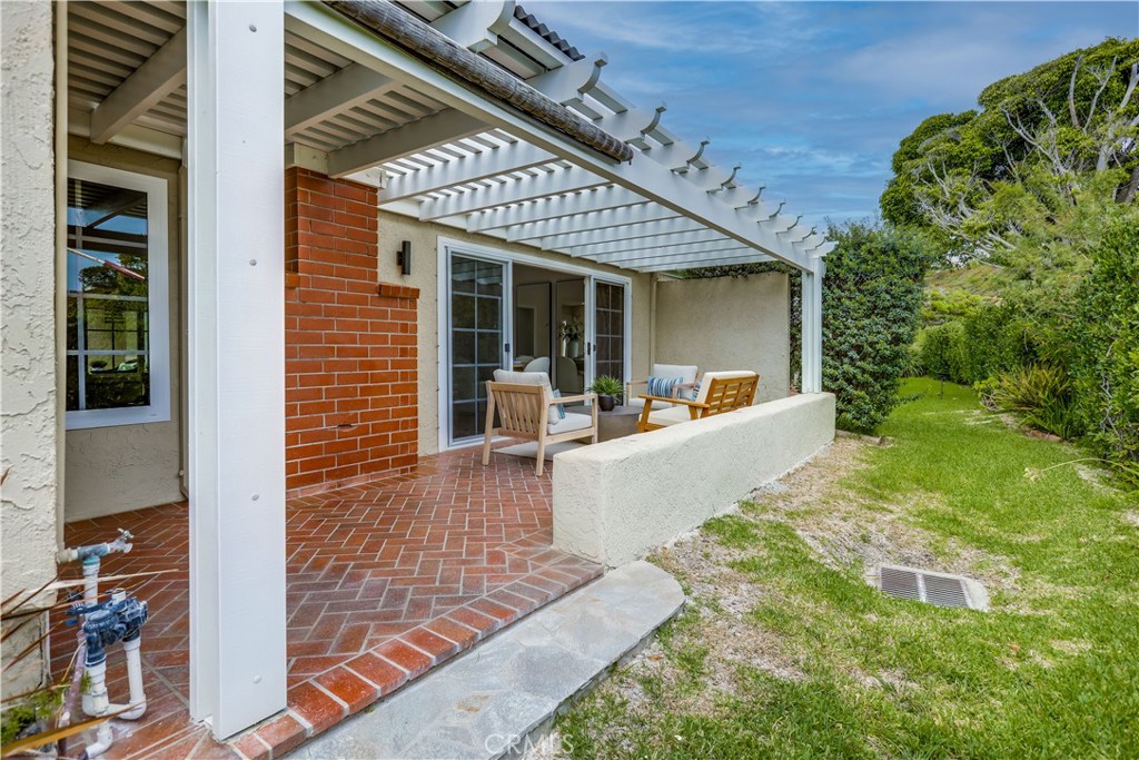 2717571b B1fa 4c32 971e Ec72b76524f2