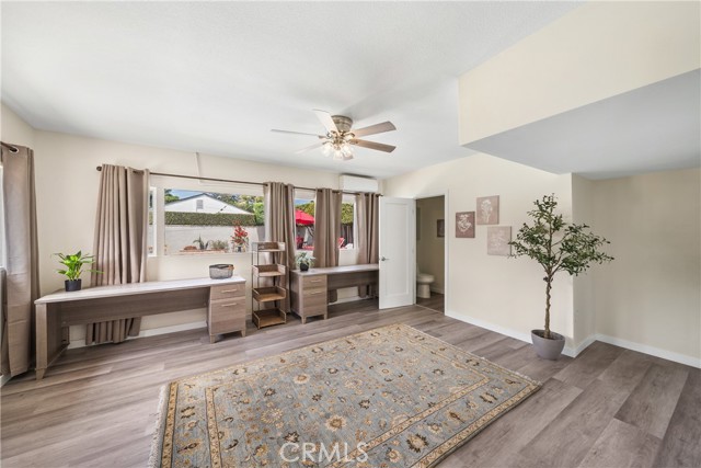 1031 E Andrews Drive, Long Beach CA: https://media.crmls.org/medias/271945e2-2a6b-4874-a575-a6ed722b6f19.jpg