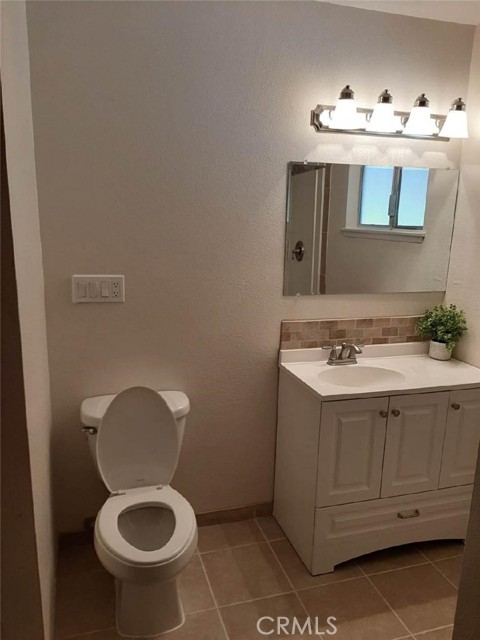 Detail Gallery Image 5 of 10 For 340 N 9th, Blythe,  CA 92225 - 4 Beds | 2 Baths