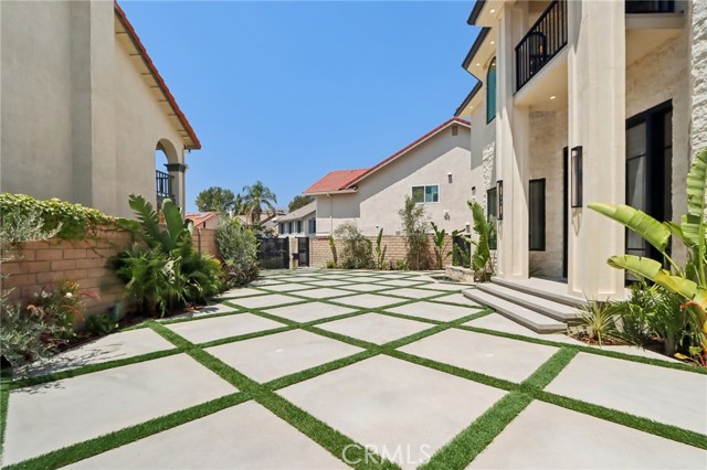 18200 Sheffield Lane, Porter Ranch CA: https://media.crmls.org/medias/271a0daf-9747-4c4e-a640-89bc51769506.jpg