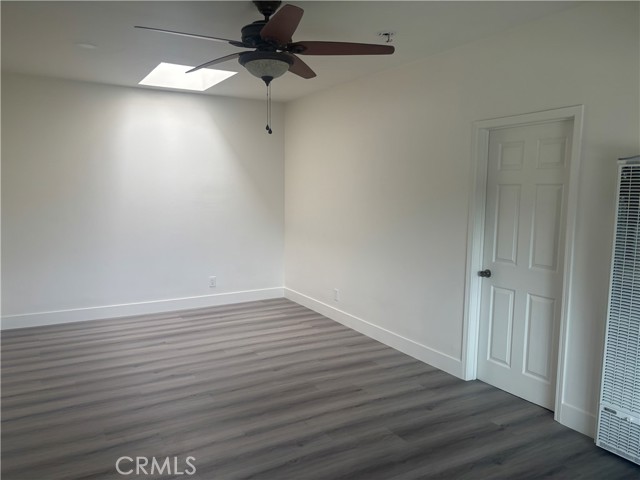 1102 Termino Avenue, Long Beach CA: https://media.crmls.org/medias/271af3c7-1b82-47ed-9edb-4bf8061fcafe.jpg