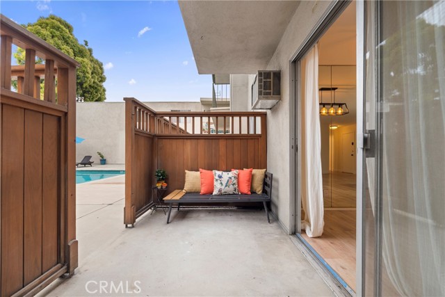 Detail Gallery Image 11 of 13 For 3640 Cardiff Ave #109,  Los Angeles,  CA 90034 - 1 Beds | 1 Baths