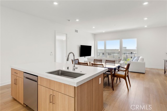 3502 Rivington, Irvine CA: https://media.crmls.org/medias/271b4812-ac1d-4f49-9920-2df462e660cf.jpg