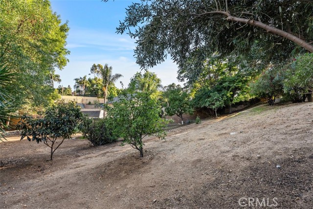 6032 Sun Knoll Circle, Yorba Linda CA: https://media.crmls.org/medias/271c64b5-7581-4076-830a-a97f76e0a548.jpg