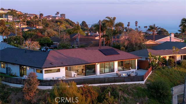 820 Calle Mendoza, San Clemente CA: https://media.crmls.org/medias/271d0310-1d14-4c3c-867e-5e1fb28fff4b.jpg