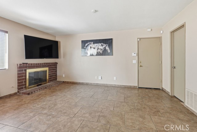 Detail Gallery Image 18 of 68 For 7960 Carlyle Dr, Jurupa Valley,  CA 92509 - 3 Beds | 2/1 Baths