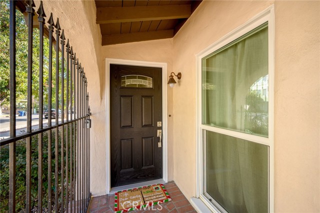 Detail Gallery Image 3 of 18 For 574 N Magnolia St, Burbank,  CA 91501 - 1 Beds | 1 Baths