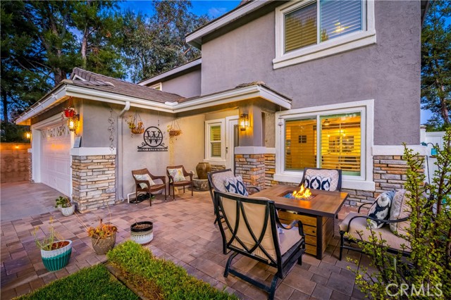 33037 Paterno Street, Temecula CA: https://media.crmls.org/medias/271f12ea-48d0-466d-aa54-42784bc7be55.jpg