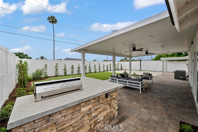 644 Kenoak Drive, Placentia CA: https://media.crmls.org/medias/271f18af-e6fe-4d6c-bb3b-6e11801102e6.jpg