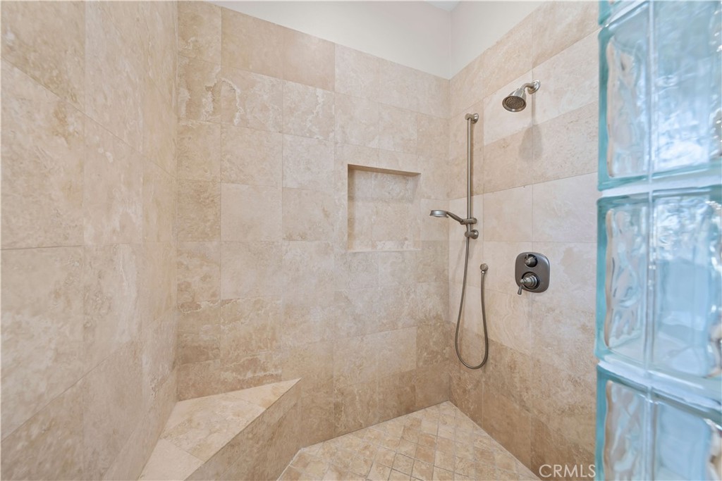 MLS #OC25223158 image #26