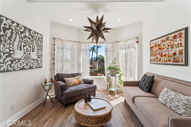 22941 Gold Rush Place, Canyon Lake CA: https://media.crmls.org/medias/272035df-fd4e-40f5-968f-aa53bf76c68f.jpg