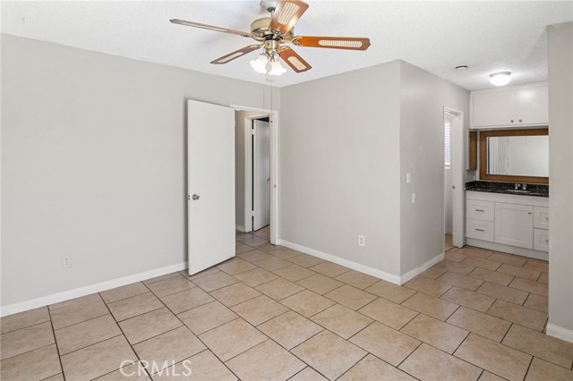 Detail Gallery Image 13 of 20 For 25387 Margaret Ave, Moreno Valley,  CA 92551 - 5 Beds | 2 Baths