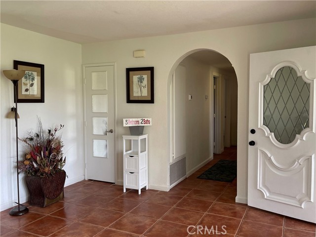 Entry and Coat Closet