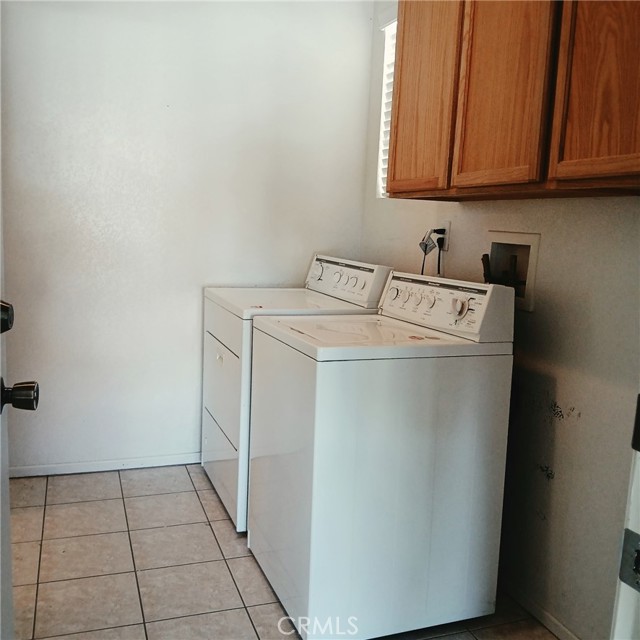 13721 Gobi Ct, Victorville, CA 92394 photo 8