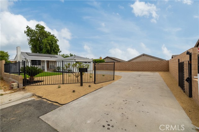 Image 28 of 29 For 4816 Baca Avenue