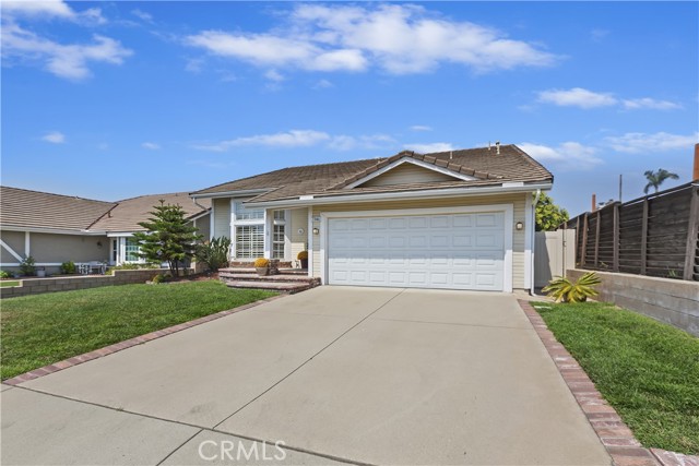 7346 Springmill Place, Rancho Cucamonga CA: https://media.crmls.org/medias/27233be7-9e2c-4fb8-9d19-bcae2364f98d.jpg