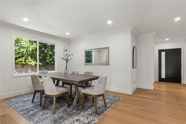 4637 Nagle Avenue, Sherman Oaks CA: https://media.crmls.org/medias/2724cf79-f2da-4722-8b38-360769a39314.jpg
