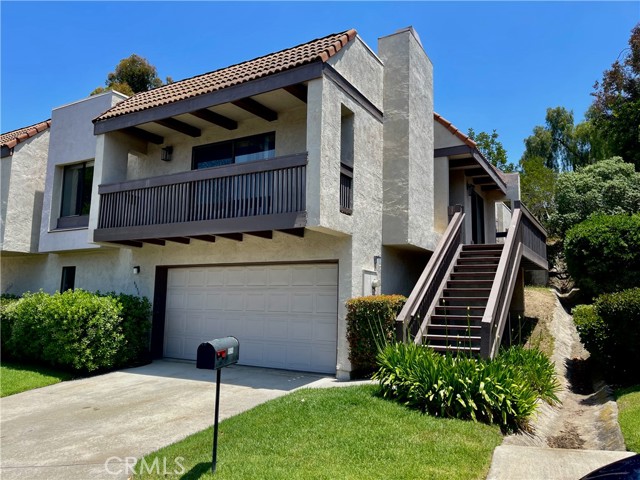 6656 Reservoir Lane, San Diego CA: https://media.crmls.org/medias/2724fff1-889f-46a0-92c6-7f14d9f10075.jpg