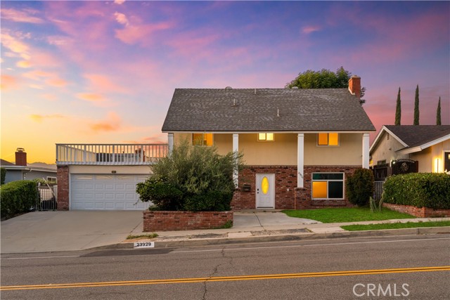 23929 Sunset Crossing Road, Diamond Bar CA: https://media.crmls.org/medias/272529fb-0836-495e-969d-369da656cc61.jpg