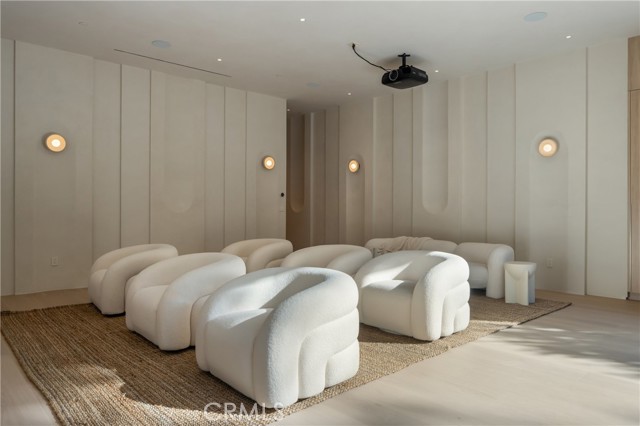 17177 Adlon Road, Encino CA: https://media.crmls.org/medias/2725c0f2-8a87-4485-b872-4abbdffb544b.jpg