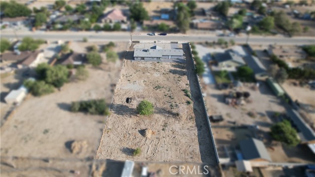 10165 E Avenue S10, Littlerock CA: https://media.crmls.org/medias/272691ac-864f-4dc8-a84f-fced5493223b.jpg