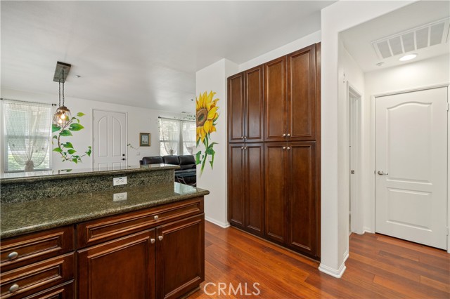 Detail Gallery Image 11 of 28 For 30505 Canyon Hills Rd #1205,  Lake Elsinore,  CA 92532 - 3 Beds | 2/1 Baths