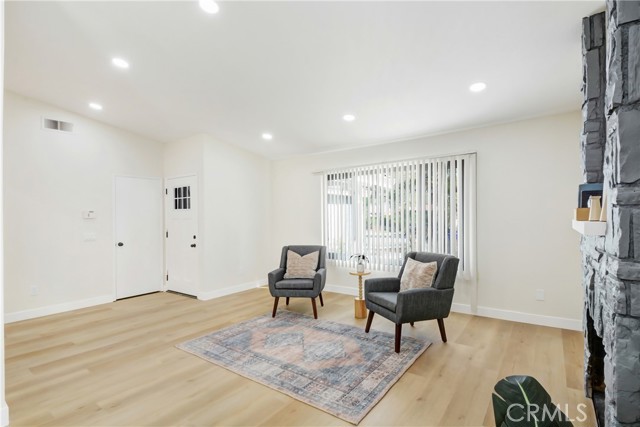 Detail Gallery Image 3 of 15 For 3597 Bond, San Bernardino,  CA 92405 - 3 Beds | 2 Baths