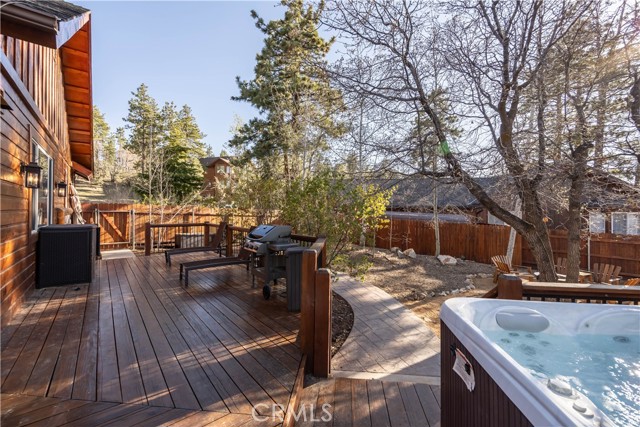 Detail Gallery Image 33 of 44 For 42690 Edgehill Pl, Big Bear Lake,  CA 92315 - 3 Beds | 2 Baths