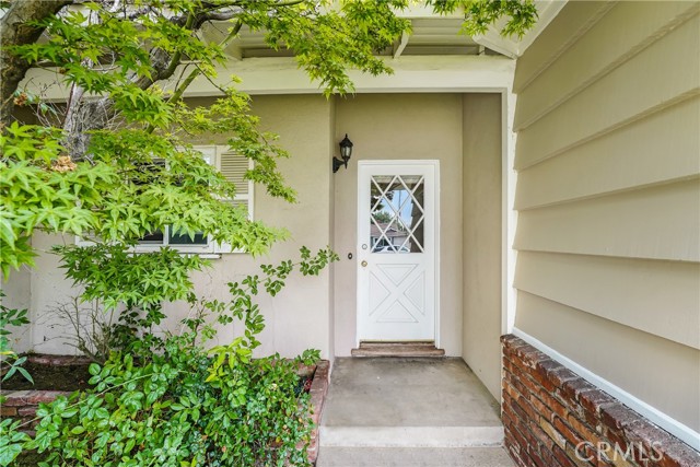 111 E Magna Vista Avenue, Arcadia CA: https://media.crmls.org/medias/2728c970-4c95-40c6-8a9b-9a7071357d69.jpg