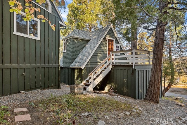 Detail Gallery Image 33 of 39 For 226 Holiday Dr, Lake Arrowhead,  CA 92352 - 4 Beds | 3/1 Baths