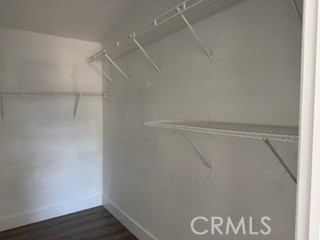 https://media.crmls.org/medias/2729b4b0-2b39-4446-8b20-ed9c58fcbd00.jpg?preset=X-Large