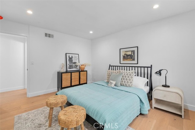 Detail Gallery Image 30 of 52 For 17481 Tramonto Dr, Pacific Palisades,  CA 90272 - 4 Beds | 3 Baths