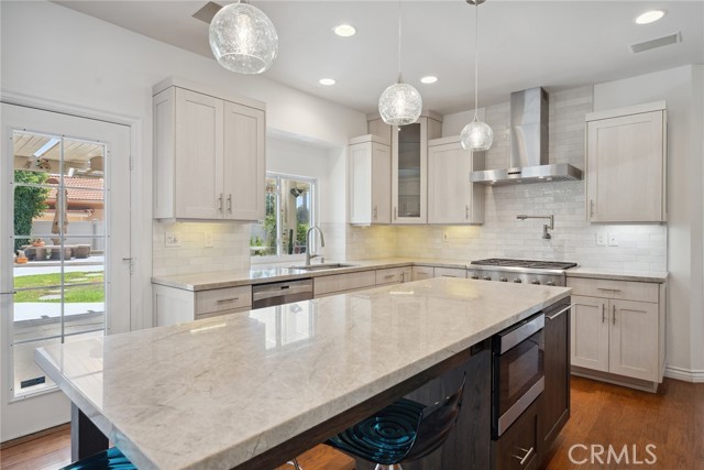 22501 Marilla Street, Chatsworth CA: https://media.crmls.org/medias/272b29fc-afcf-436e-96f1-d41ebb87bd35.jpg