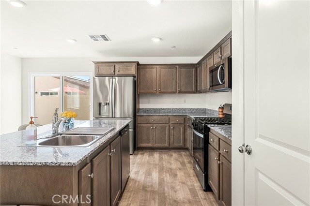 Detail Gallery Image 21 of 46 For 30555 Draco, Winchester,  CA 92596 - 5 Beds | 3 Baths