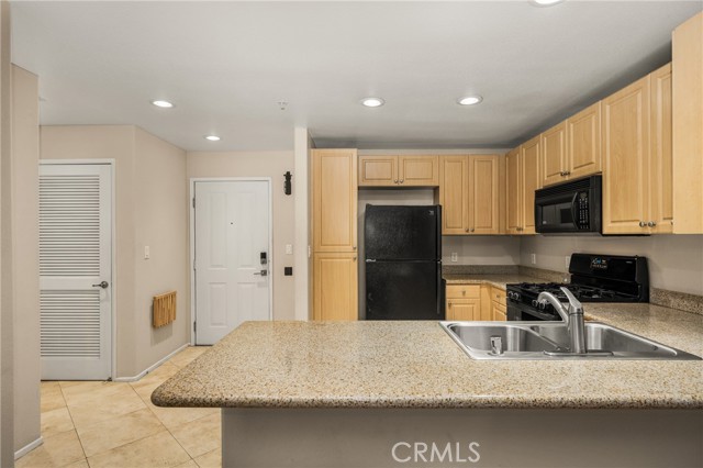 Detail Gallery Image 16 of 39 For 2304 Watermarke, Irvine,  CA 92612 - 1 Beds | 1 Baths