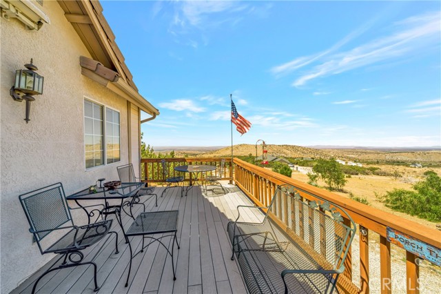 11720 Honeybee Lane, Juniper Hills CA: https://media.crmls.org/medias/272bc2b2-8007-4de6-a957-7115ab129330.jpg