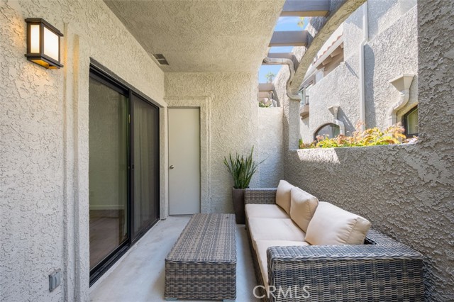 4822 Tiara, Huntington Beach CA: https://media.crmls.org/medias/272ca802-d767-488b-a0d6-3e3c072b3cac.jpg