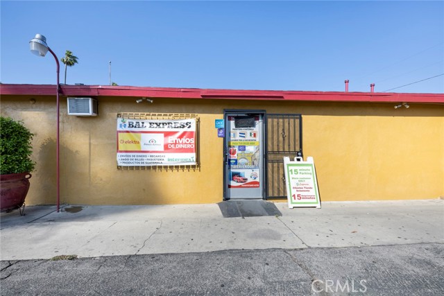 Image 19 of 20 For 13490 Magnolia Avenue