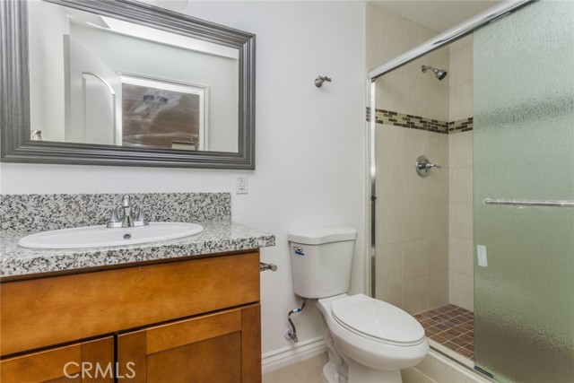 Detail Gallery Image 5 of 5 For 813 1/2 N Figueroa St, Santa Ana,  CA 92703 - 2 Beds | 1/1 Baths
