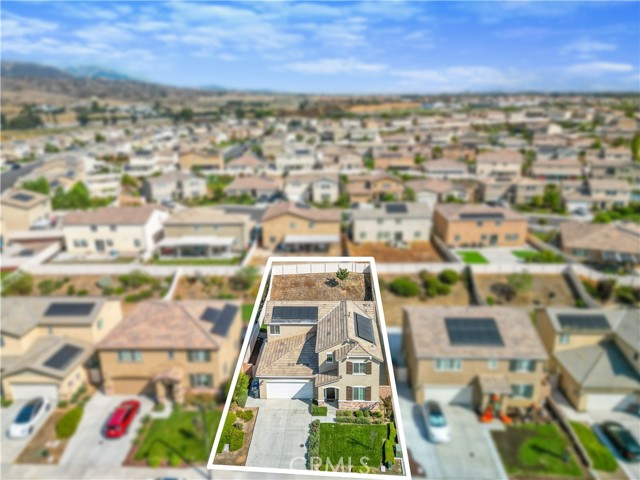 Detail Gallery Image 2 of 39 For 1015 Barberry Ln, Calimesa,  CA 92320 - 4 Beds | 3 Baths