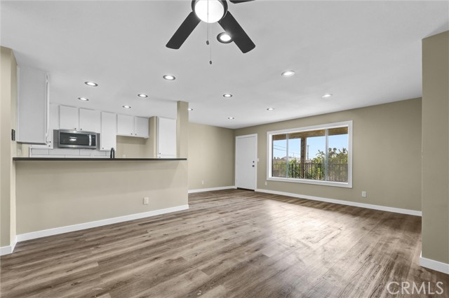 Detail Gallery Image 8 of 24 For 20526 S Western, Torrance,  CA 90501 - 2 Beds | 1 Baths