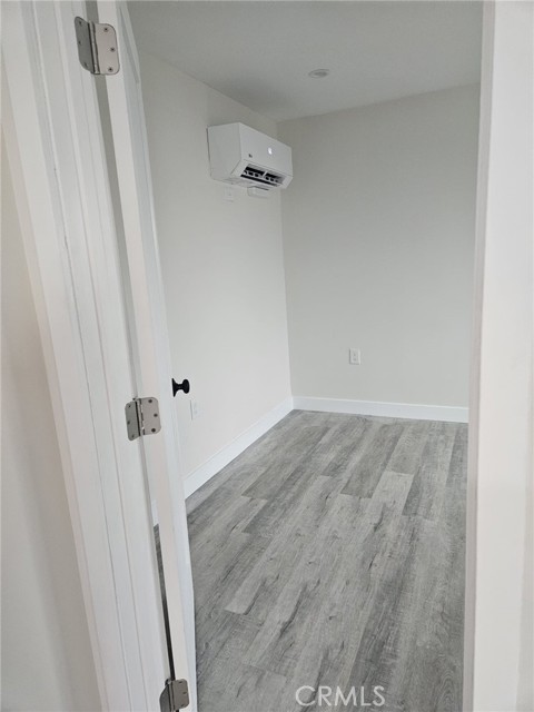 Detail Gallery Image 10 of 21 For 125 Unit a Bennett Ave, Long Beach,  CA 90803 - 1 Beds | 1 Baths