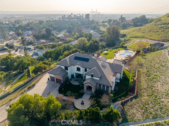 Detail Gallery Image 2 of 72 For 10817 W Stallion Ranch Rd, Sunland,  CA 91040 - 5 Beds | 6 Baths