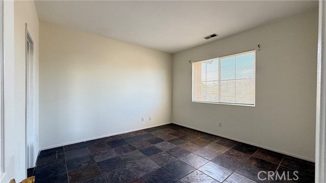 11958 Sunstone Court, Eastvale CA: https://media.crmls.org/medias/27313a74-61f8-421a-b5d5-27ea71ac9734.jpg