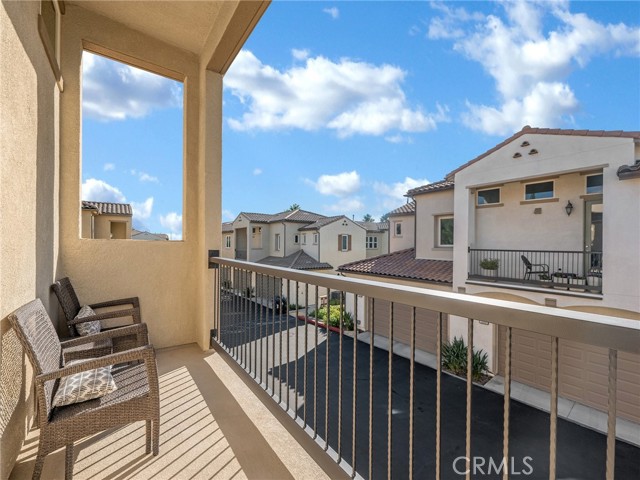 Detail Gallery Image 12 of 35 For 11244 Paseo Del Cielo, Porter Ranch,  CA 91326 - 2 Beds | 2 Baths