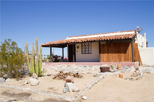 Detail Gallery Image 2 of 29 For 73752 Crestview Dr, Twentynine Palms,  CA 92277 - 4 Beds | 3 Baths