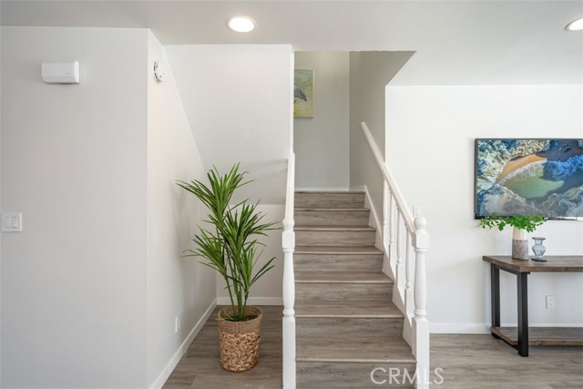 Detail Gallery Image 26 of 55 For 111 Danbury Lane, Costa Mesa,  CA 92626 - 3 Beds | 2 Baths